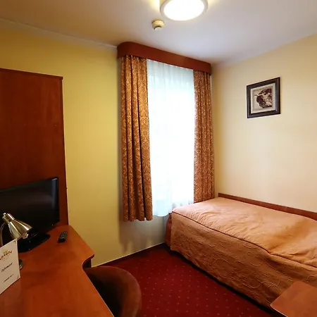 Korona 3*
